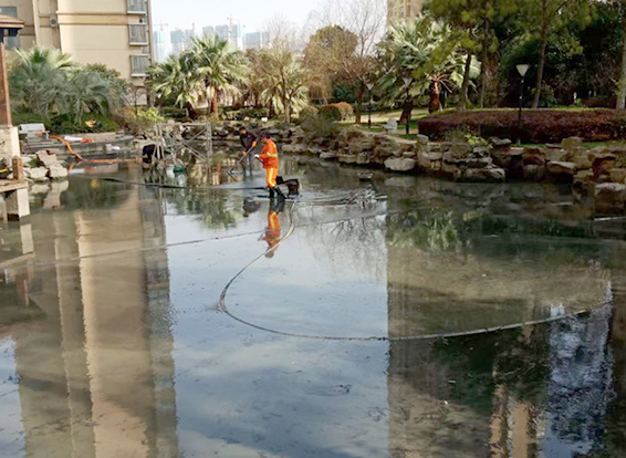 江阴景观池淤泥清理